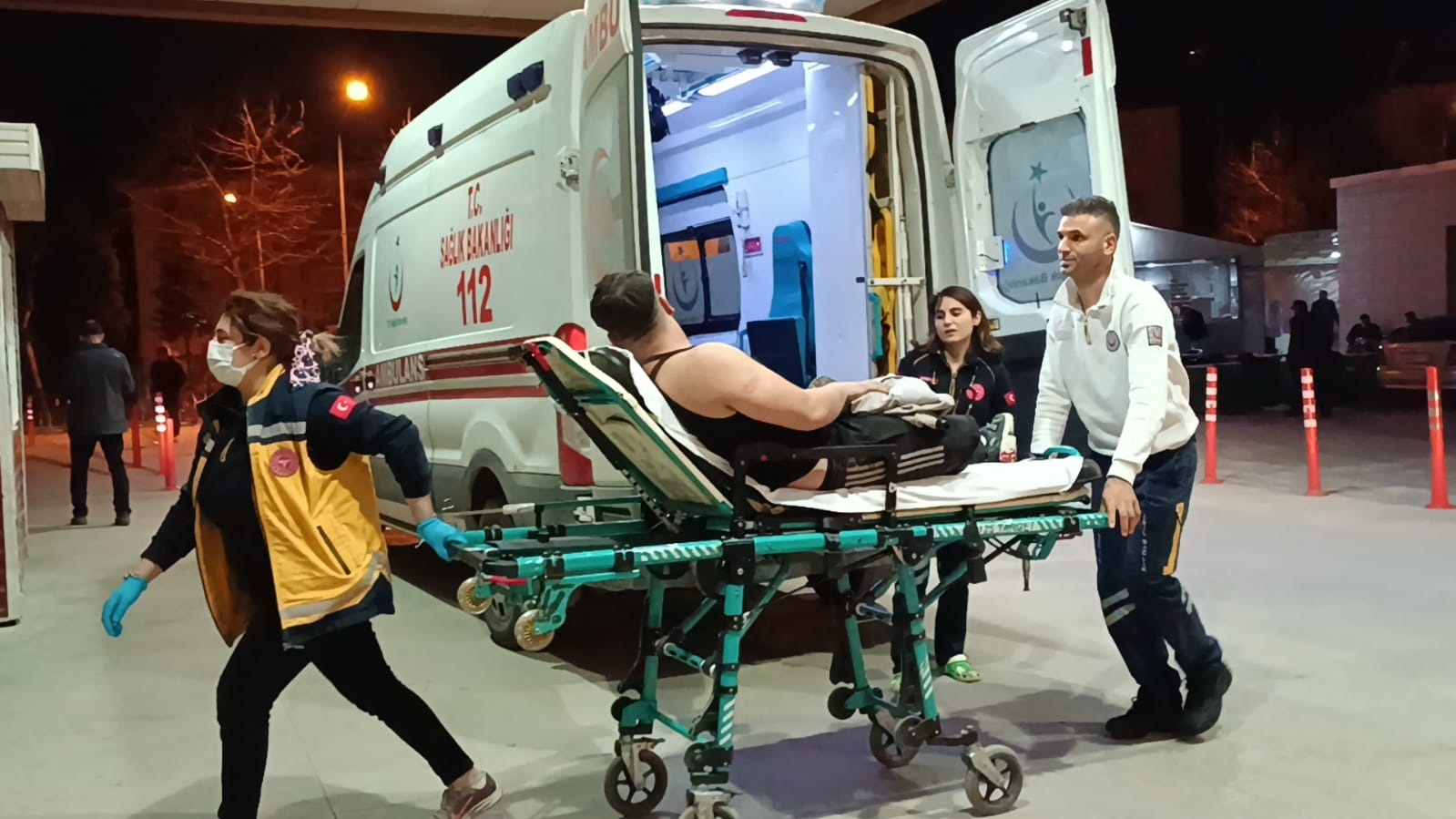 Önce darp ettiler sonra bıçakladılar