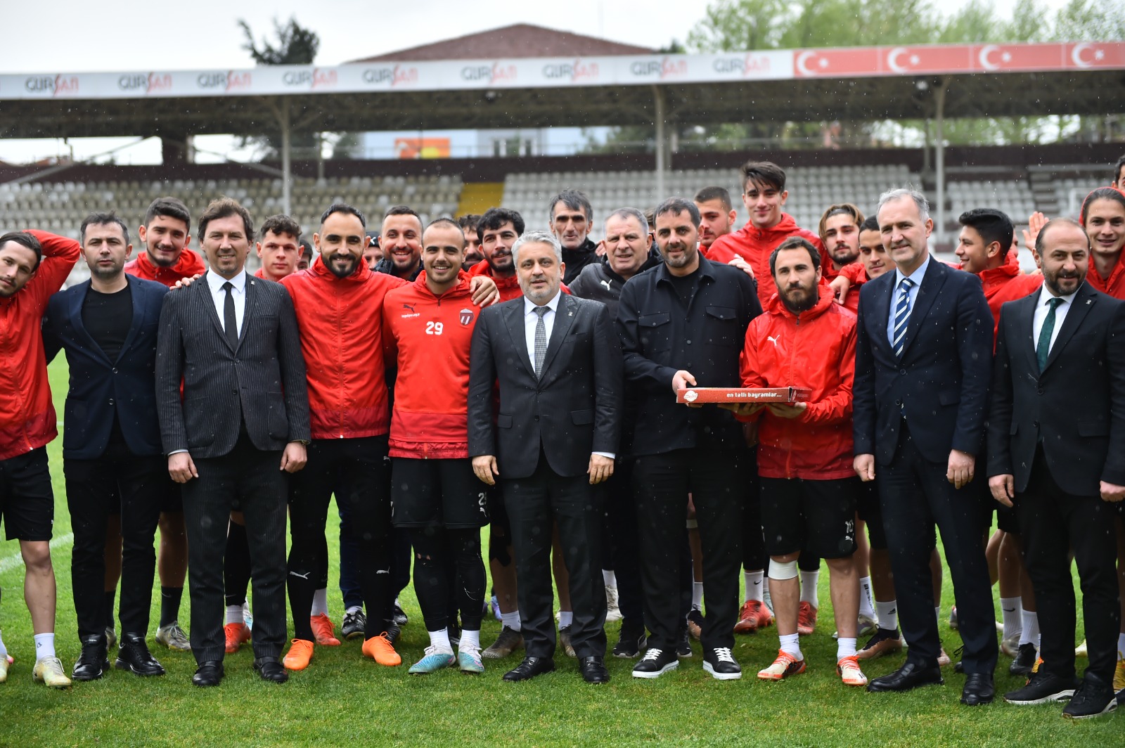 Ayhan Salman’dan prim desteği