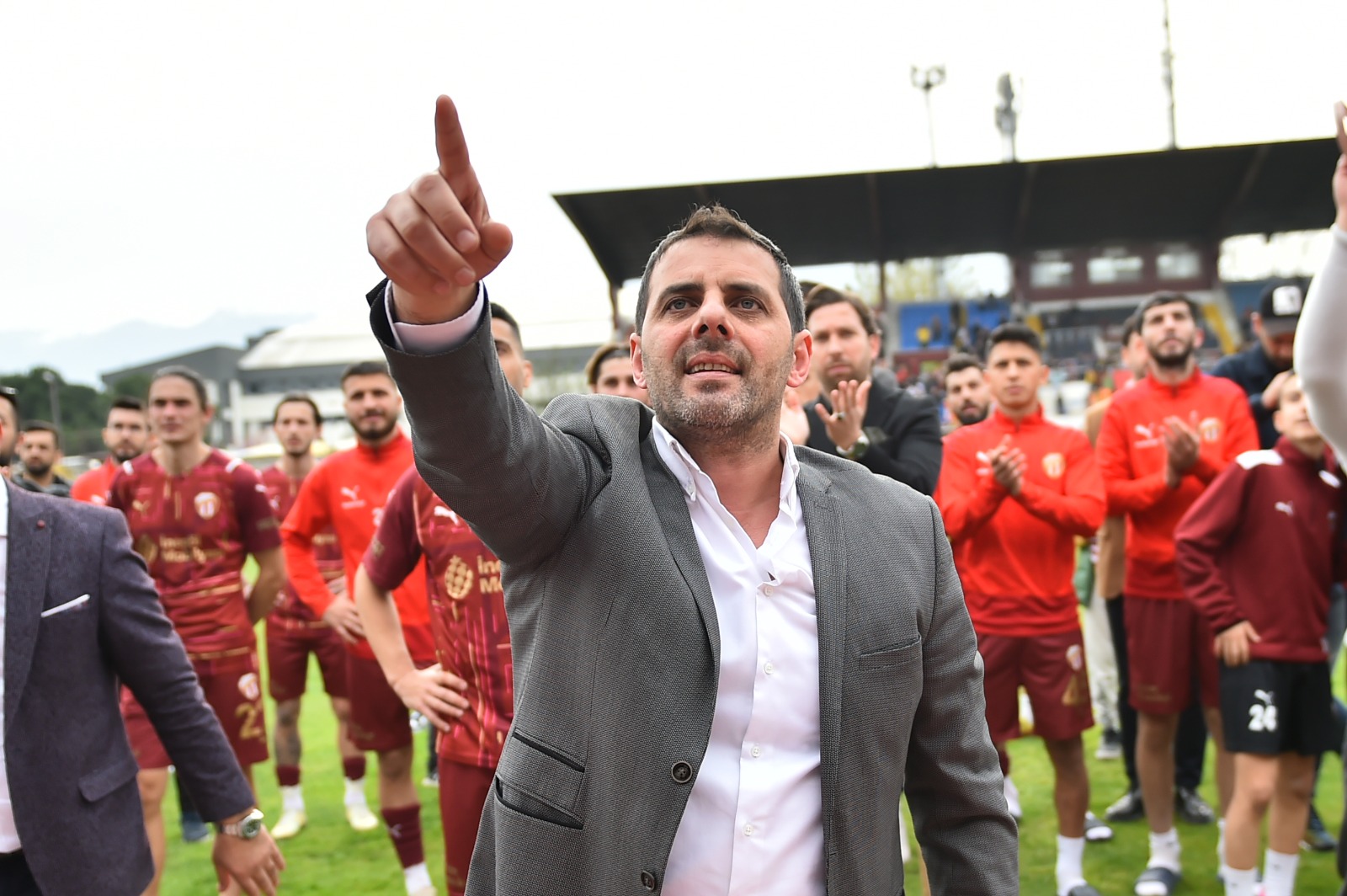 ‘Takımımıza destek olalım’