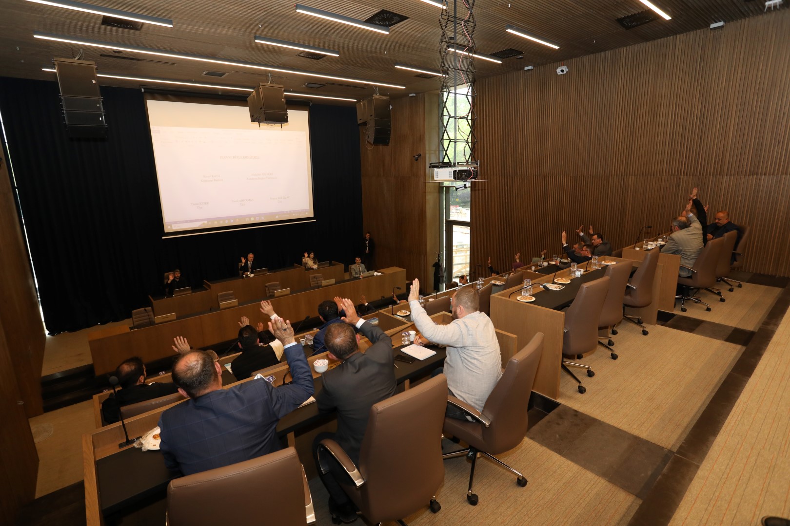 İnegöl Belediyesi 2022 bütçesi oy birliği ile kabul edildi