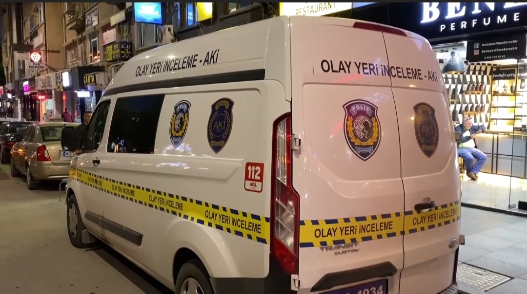 Genç kadın evinde ölü bulundu