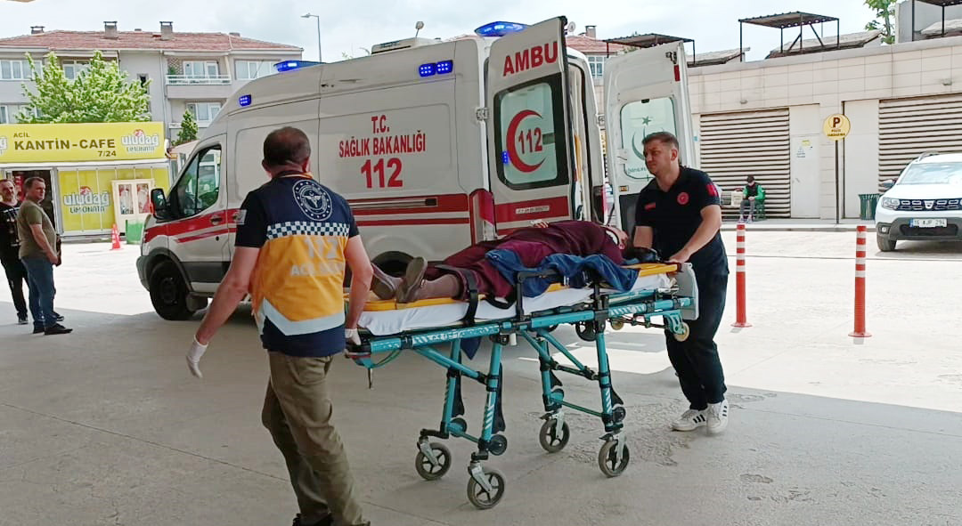 Traktörden düşen kadın yaralandı