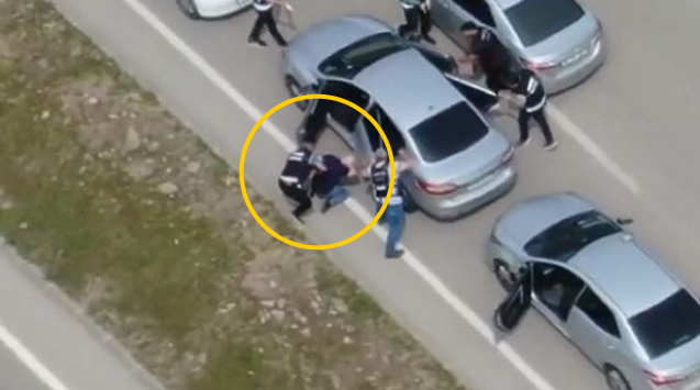 Uyuşturucu taciri suçüstü yakalandı