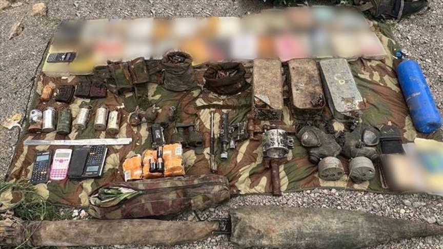 Mehmetçik, Irak’ta teröristlerce kullanılan mağara, sığınak ve barınaklara girdi