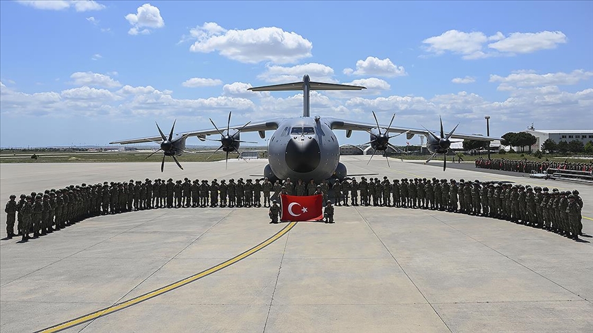 Mehmetçiğin Kosova’ya intikali tamamlandı