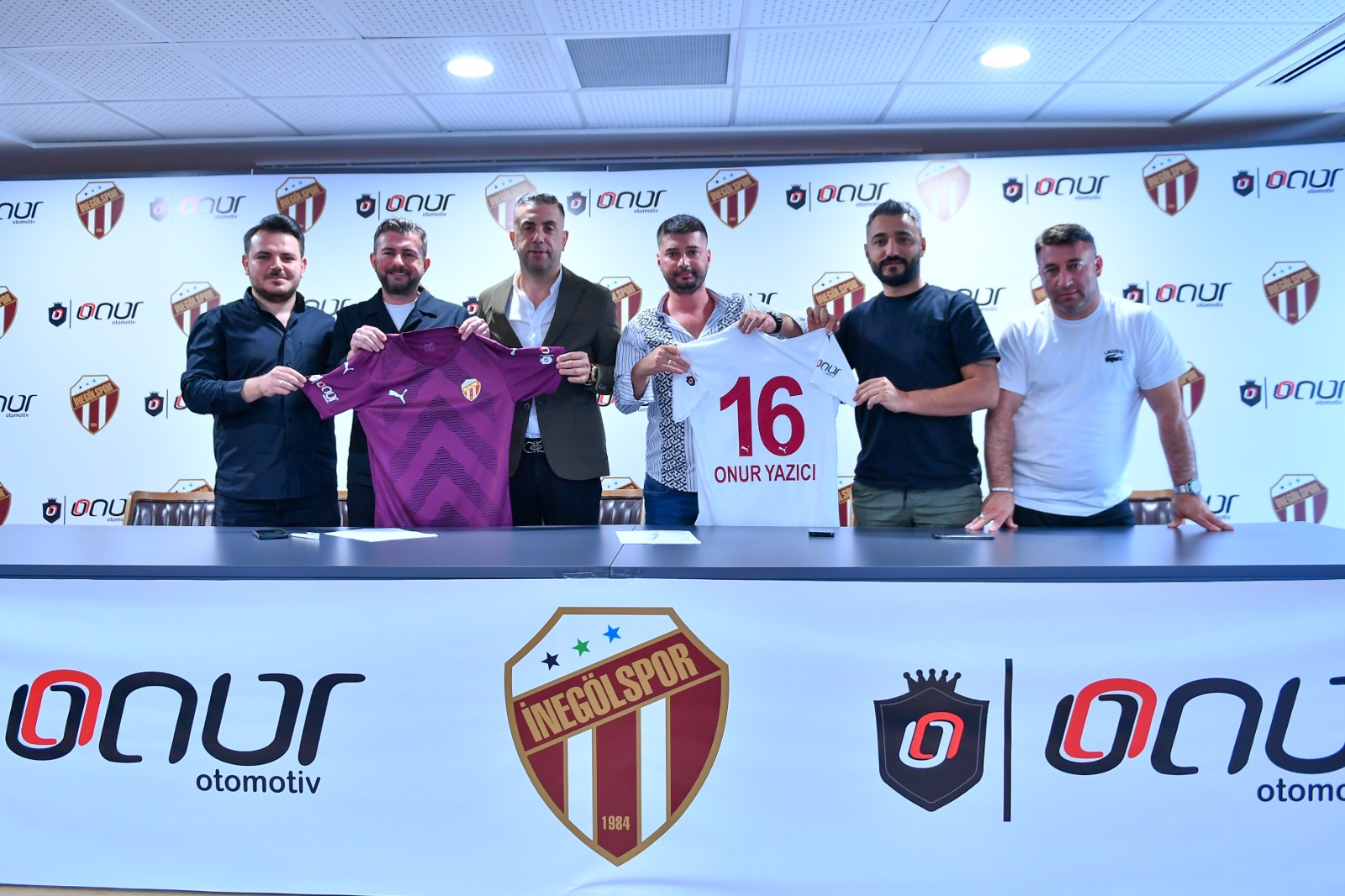 İnegölspor’a destekler sürüyor