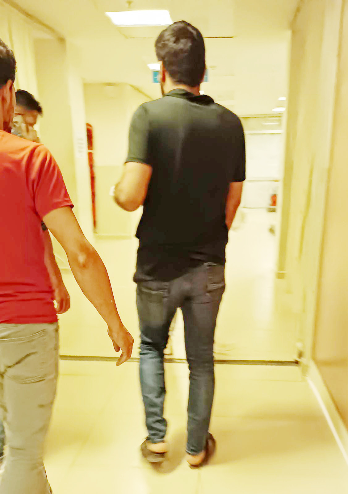 Elektik akımına kapılan yabancı uyruklu kişi yaralandı