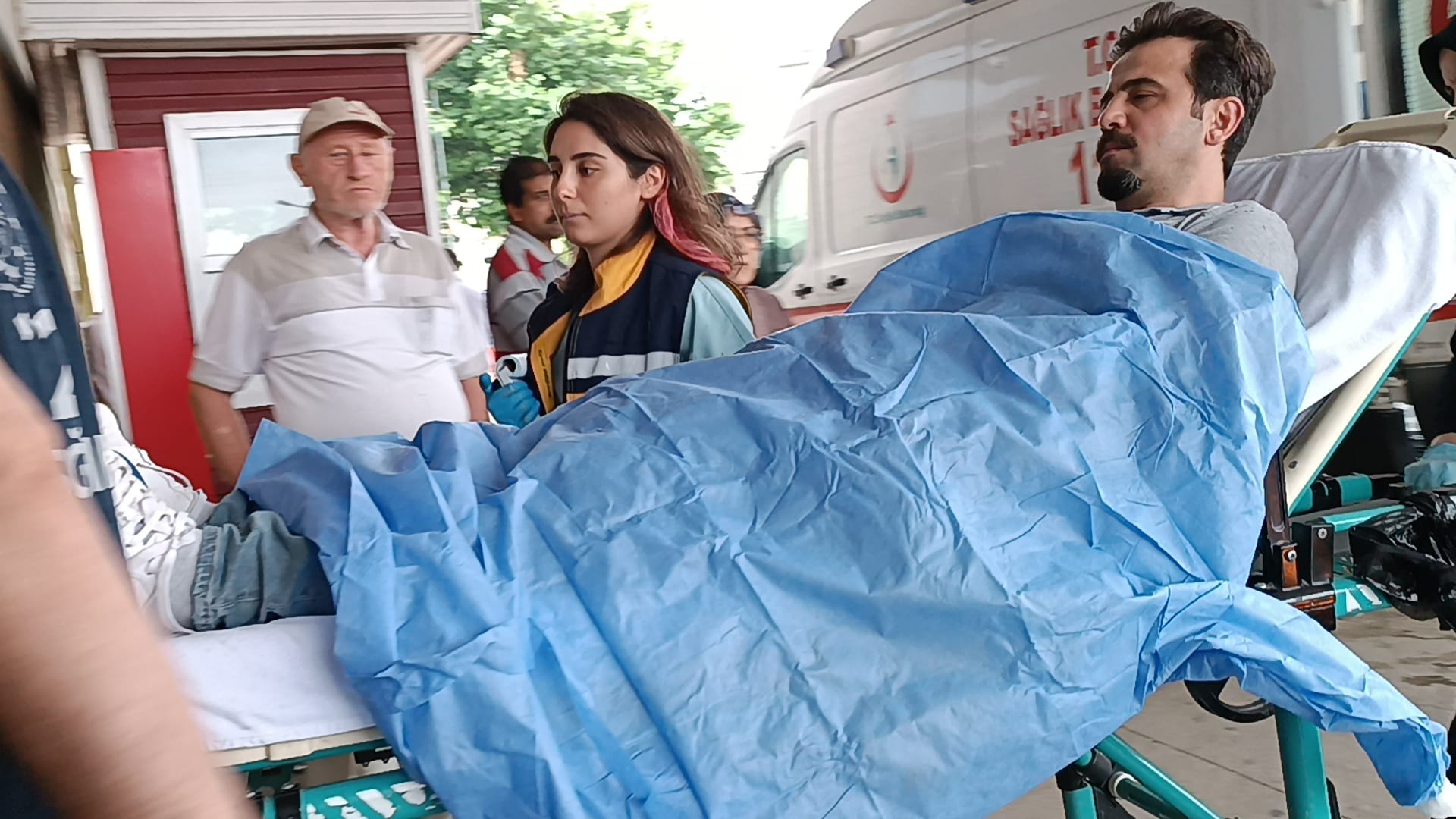 Mezitler bölgesinde kaza; 3 yaralı