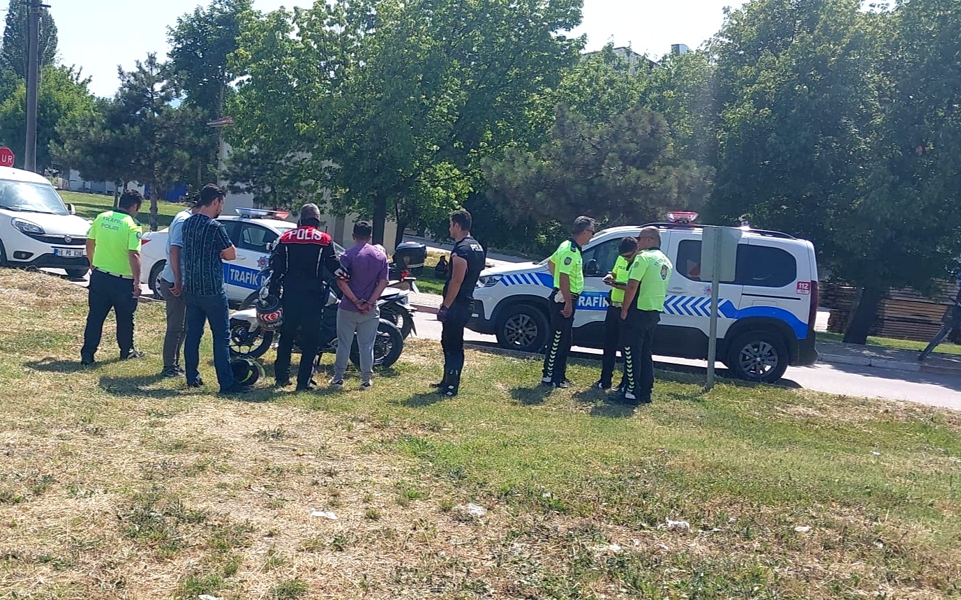 Ekipler geçit vermedi