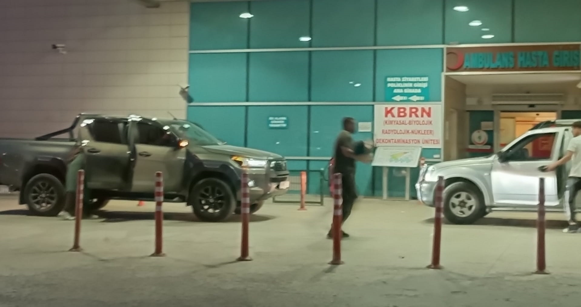 Üzerine kaynar su dökülen çocuk ölümden döndü