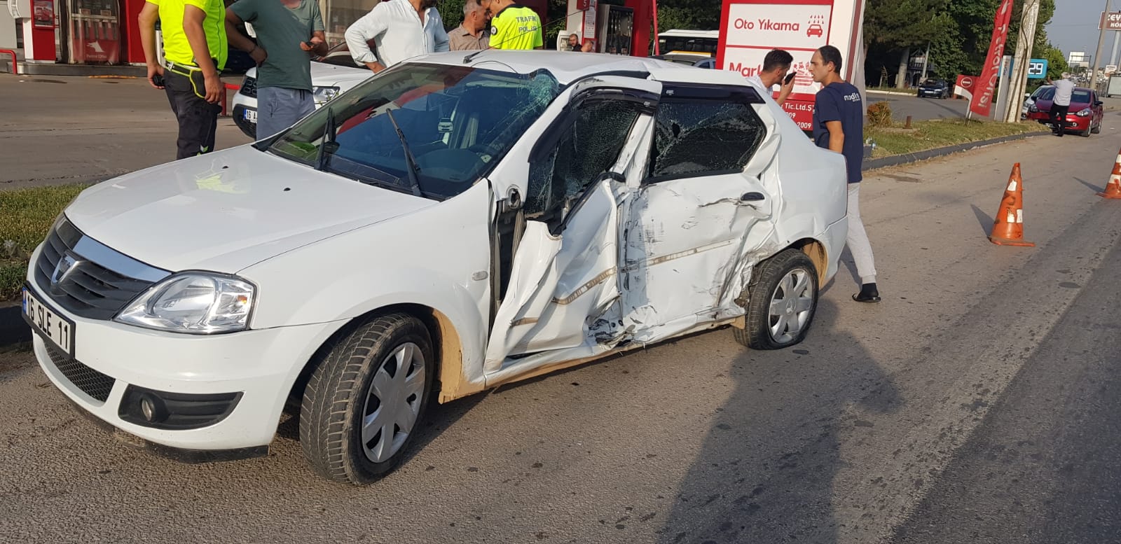 İnegöl’deki kaza ucuz atlatıldı