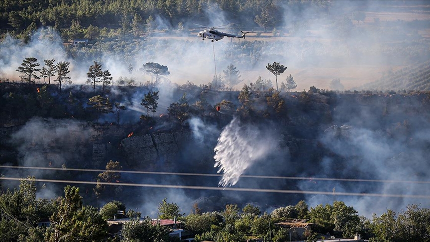 Mersin Gülnar’daki orman yangınına müdahale sürüyor