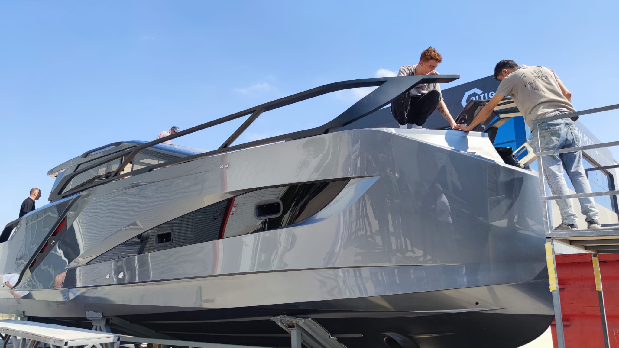 İnegöllü genç girişimci kardeşler Toyota’nın dikkatini çekti