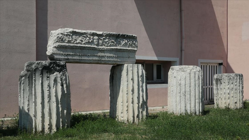 Bolu’da eksik parçaları bulunan tarihi eserler üç boyutlu tarayıcıyla modelleniyor