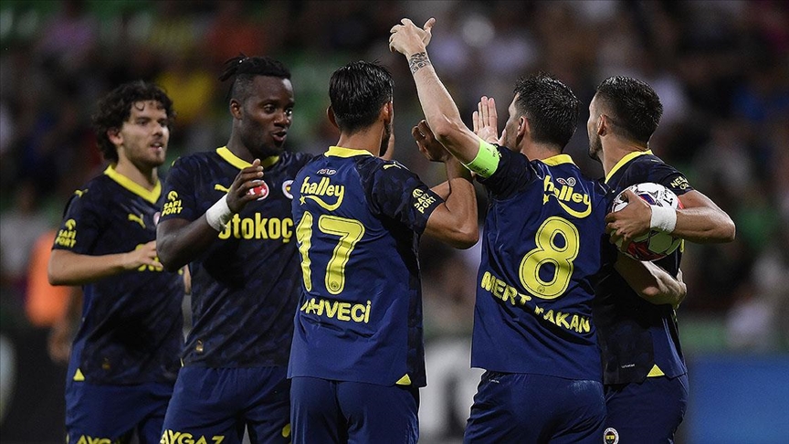 Fenerbahçe, UEFA Avrupa Konferans Ligi’nde tur atladı