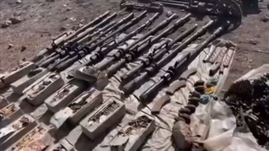 Irak’ın kuzeyinde PKK’ya ait çok sayıda silah ve mühimmat ele geçirildi