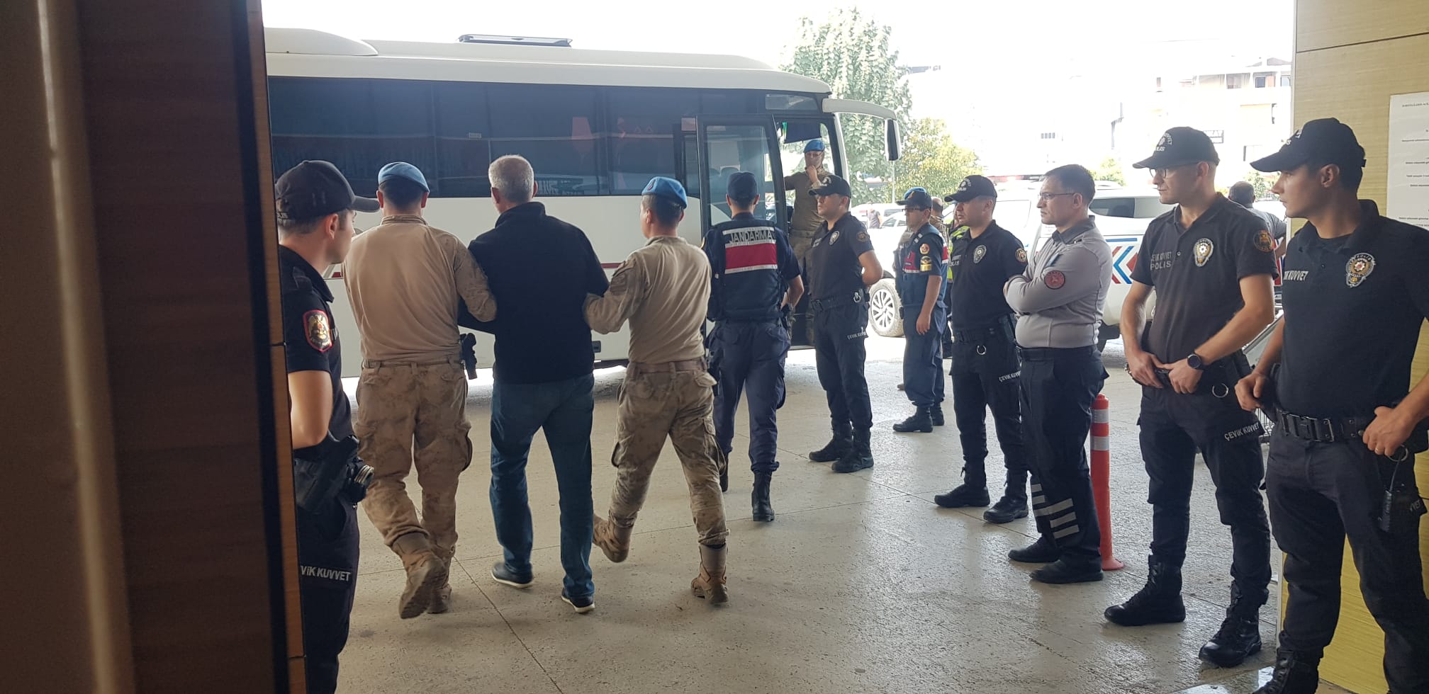 İnegöl’deki dev operasyonunda tutuklu sayısı belli oldu