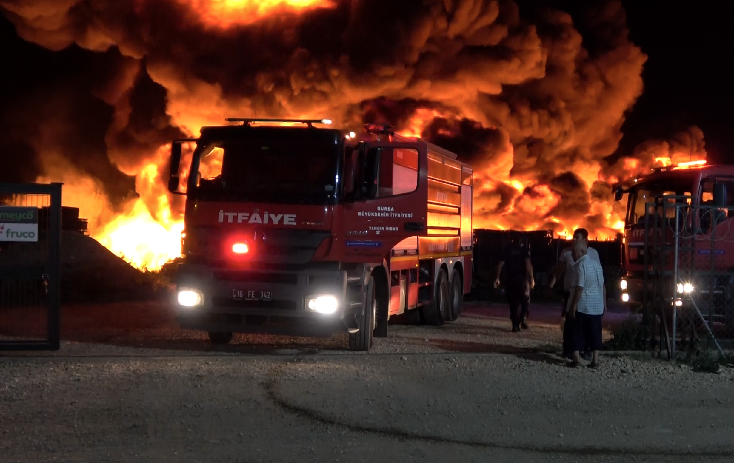 Soğuk hava deposunda çıkan yangın söndürüldü