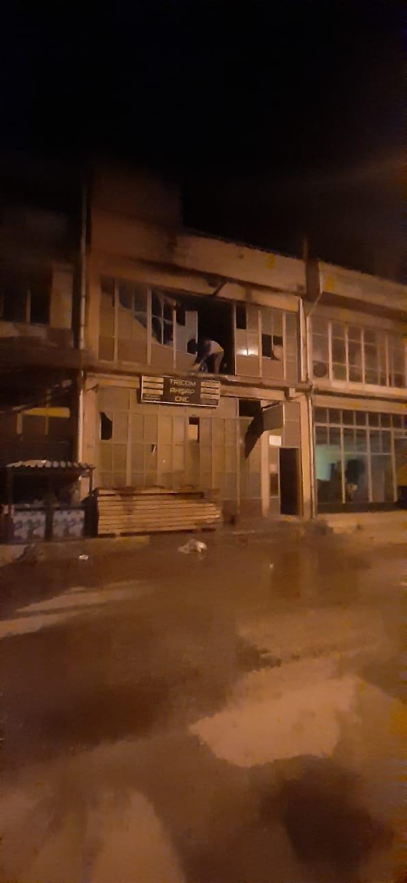 Ufak çaplı yangın söndürüldü