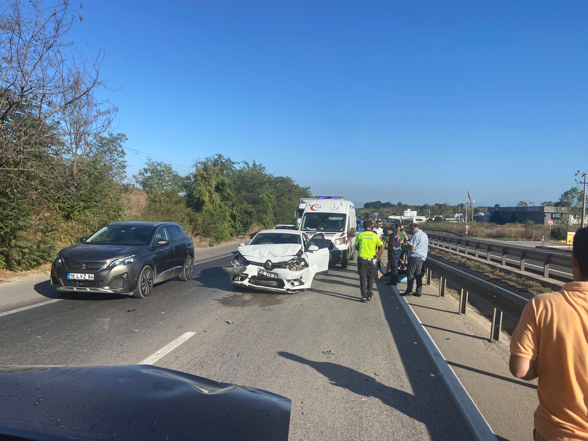 İnegöl’de feci kaza 7 yaralı