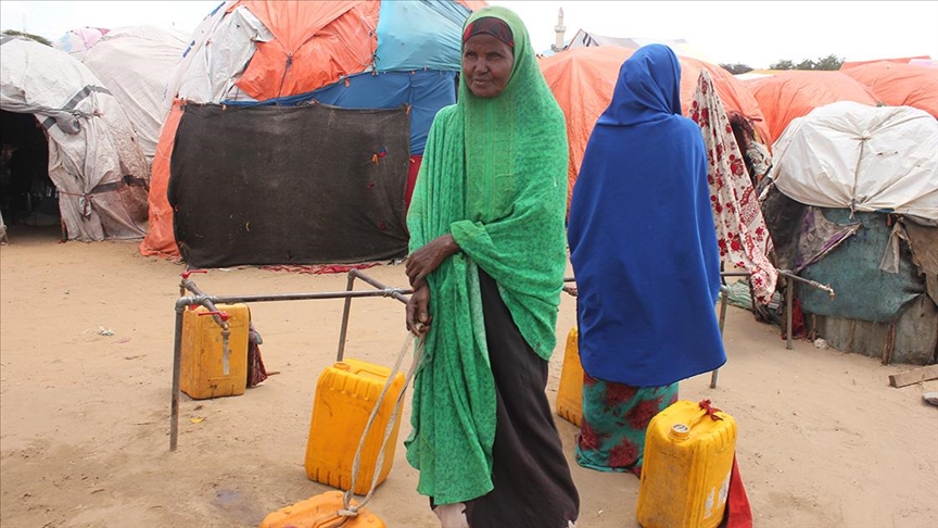 Susuzluk, kaçtıkları şehirde bile Somalililerin peşini bırakmıyor
