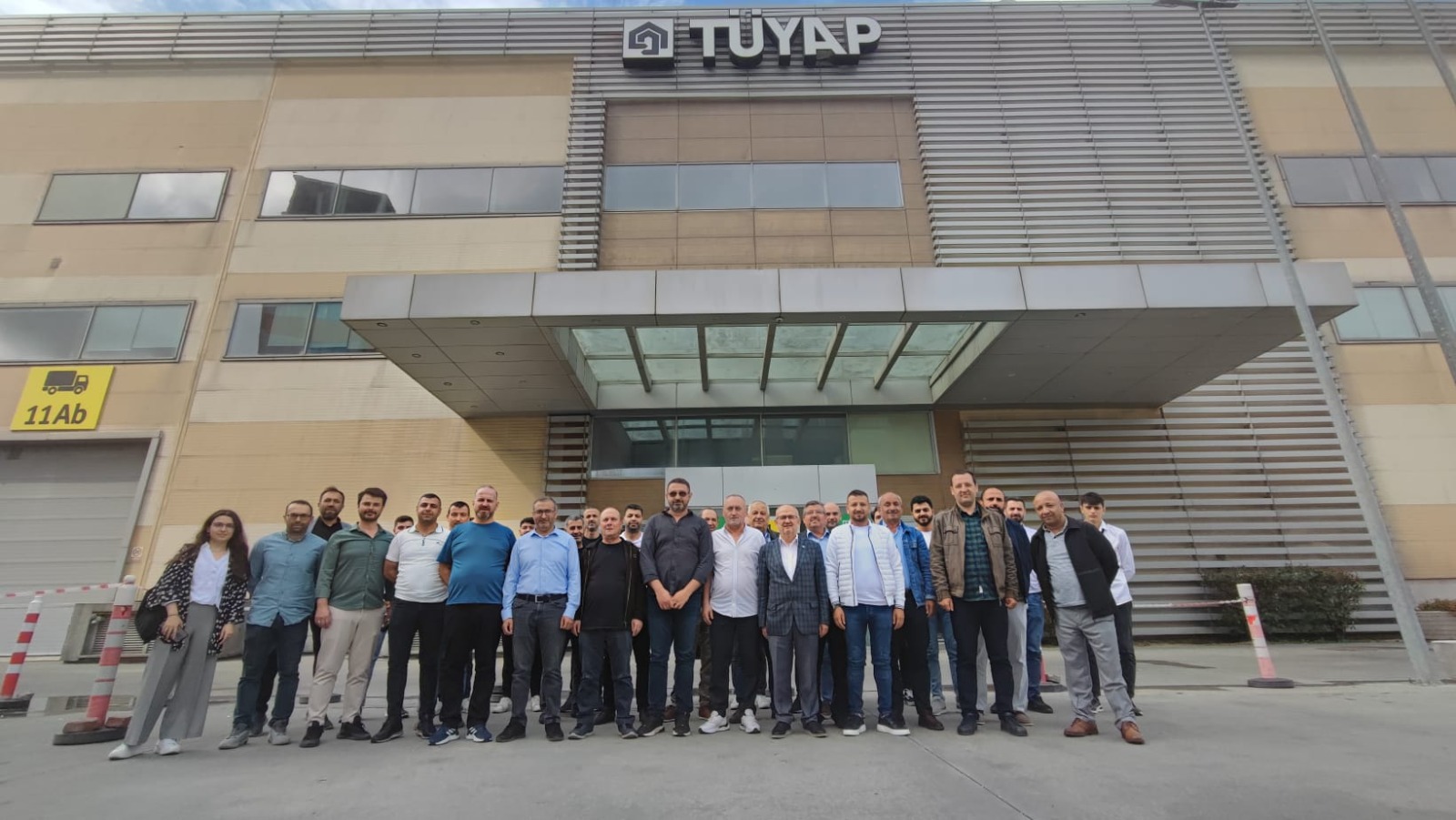 Mobilyacılar Malzeme Fuarını gezdi