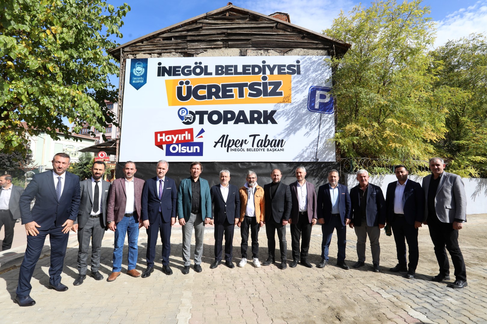 ÇARŞIYA NEFES ALDIRACAK 150 ARAÇLIK OTOPARK HİZMETE GİRDİ