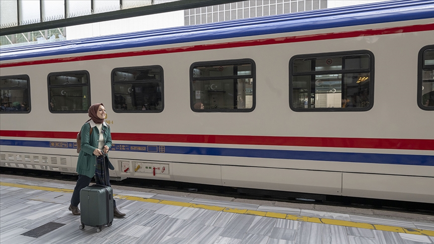 Demir yolu yolcu taşımacılığında “iade işlem” ve “bilet değişiklik” süreleri güncellendi