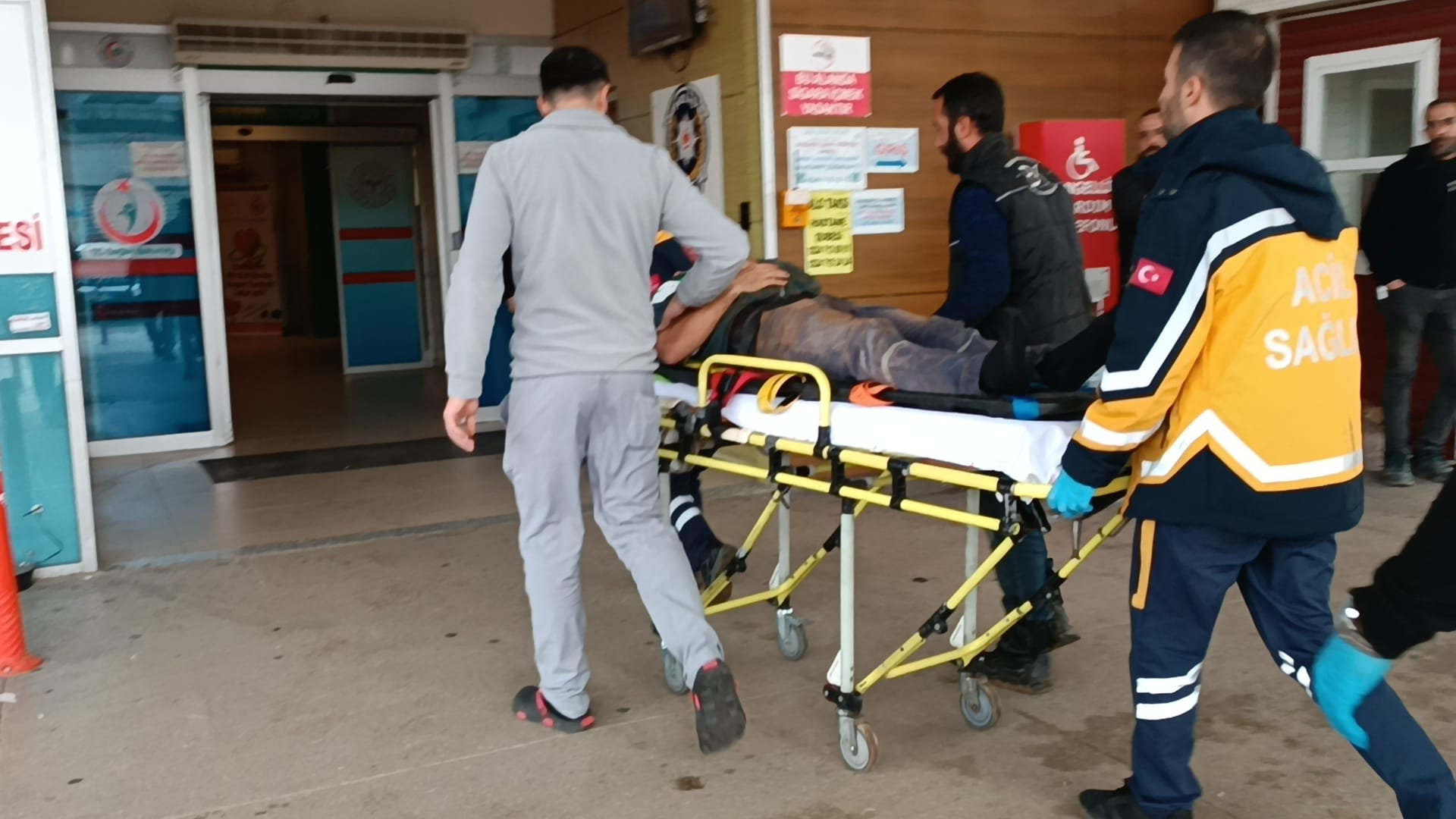 İnşaat işçisi hastanelik oldu