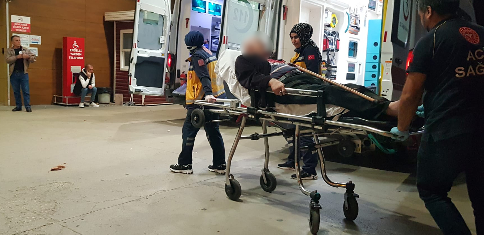 İnegöl’de alkol şişede durduğu gibi durmadı, 75 yaşındaki adam soluğu hastanede aldı