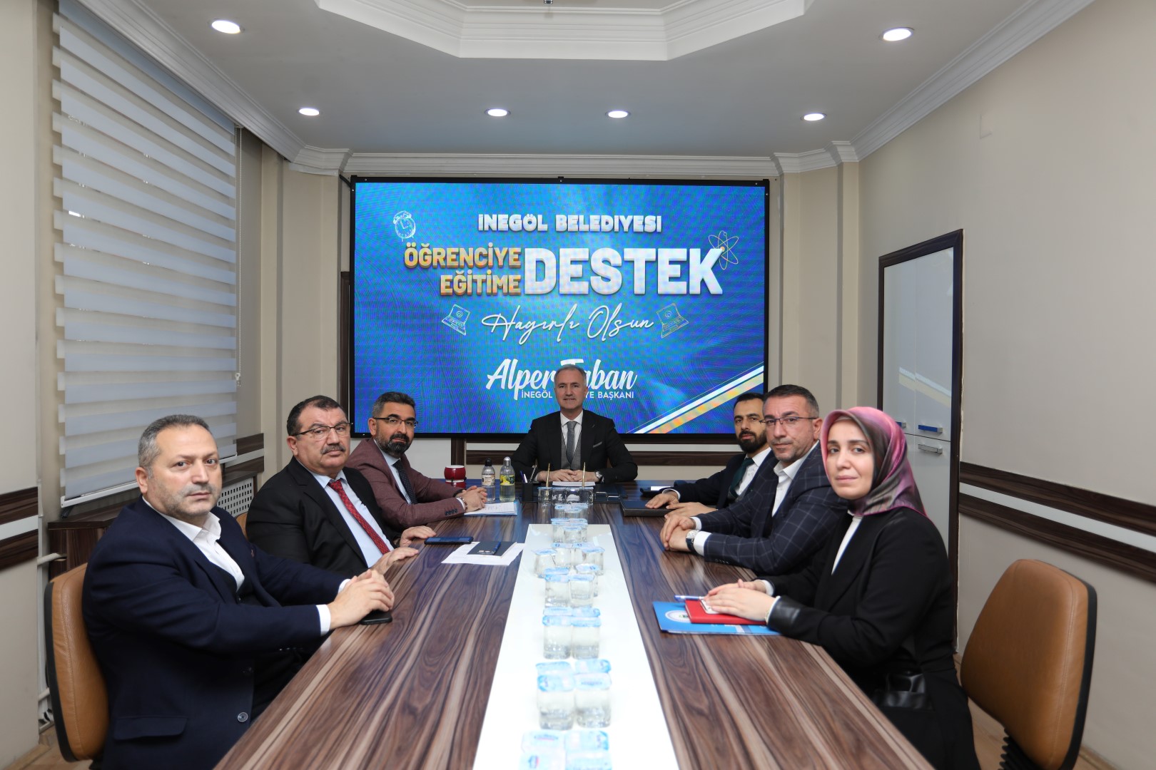 BİN ÖĞRENCİYE 1.5 MİLYON TL EĞİTİM YARDIMI YATIRILDI