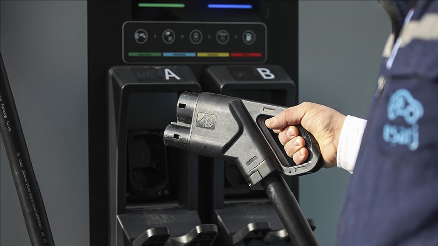 Türkiye’de elektrikli araçlar için şarj noktası sayısı 10 bin 500’ü geçti