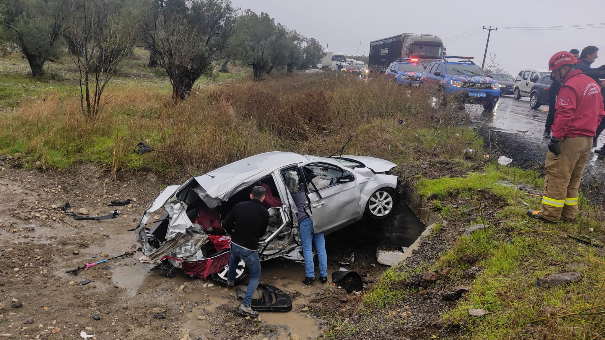 Zincirleme trafik kazasında 8 kişi yaralandı