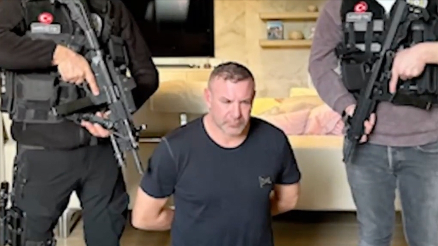 Kırmızı bültenle aranan organize suç örgütü elebaşı Eric Schroeder, İstanbul’da yakalandı