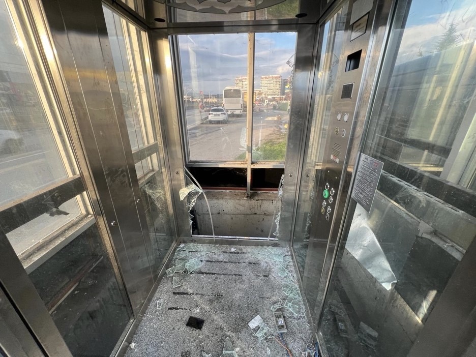 Büyükşehir’den ‘Üstgeçitlere verilen zararlar’ hakkında açıklama