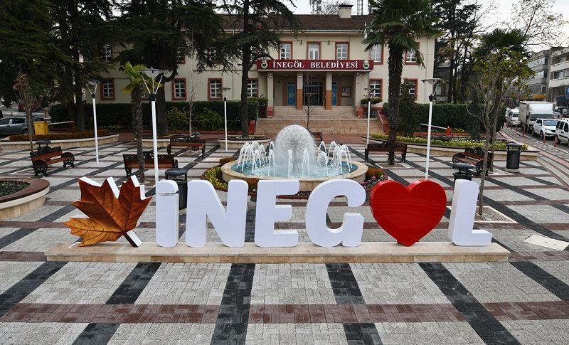 İnegöl’de siyasi hareketliliğe ramak kaldı…