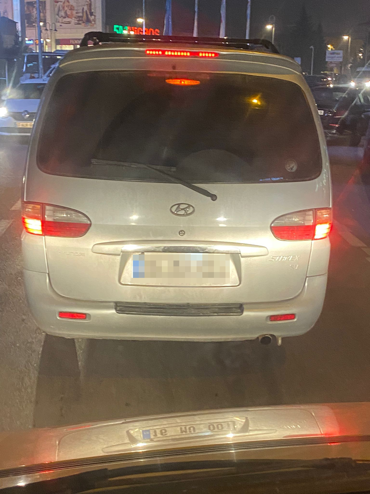 İnegöl’de kaçak servis faaliyetleri esnaflara ciddi anlamda zarar veriyor