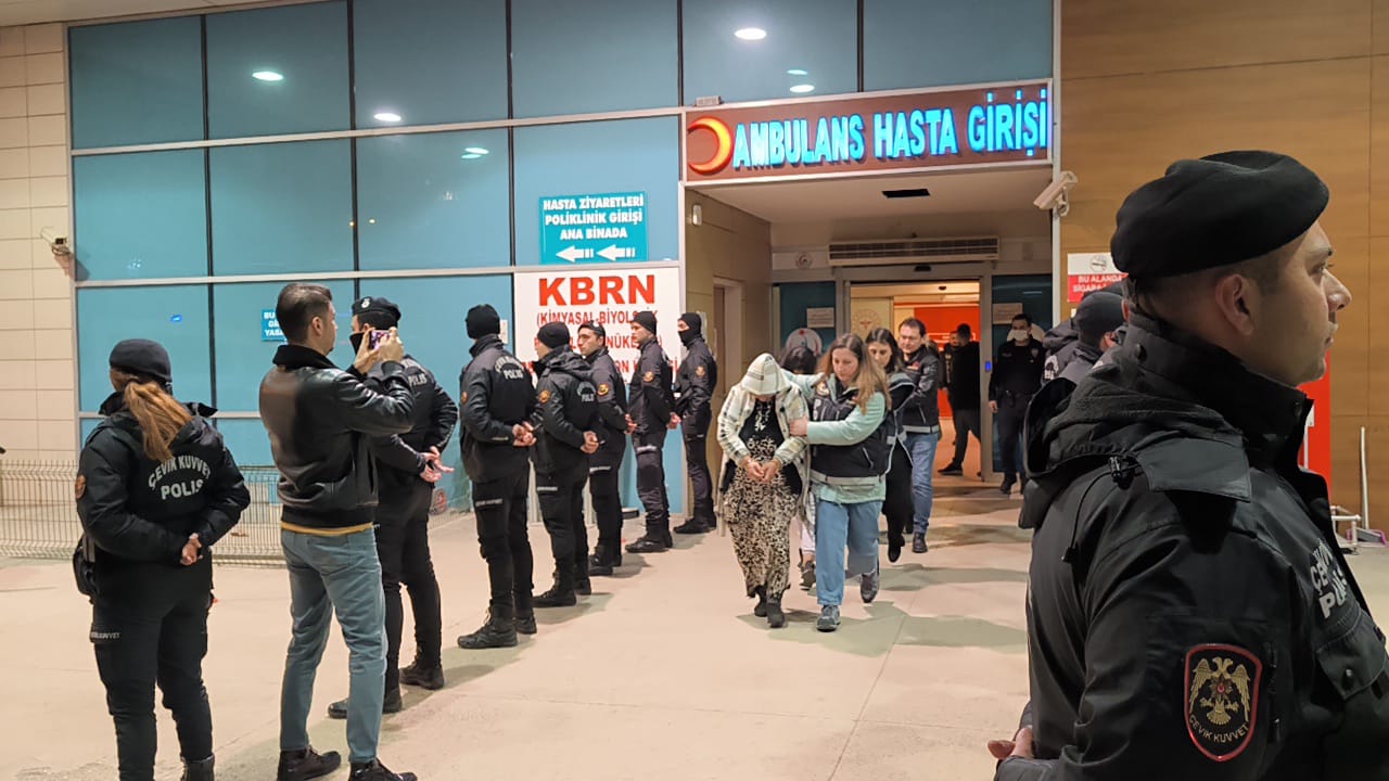 İnegöl’de uyuşturucu operasyonunda yakalanan şüphelilerden 37’si tutuklandı