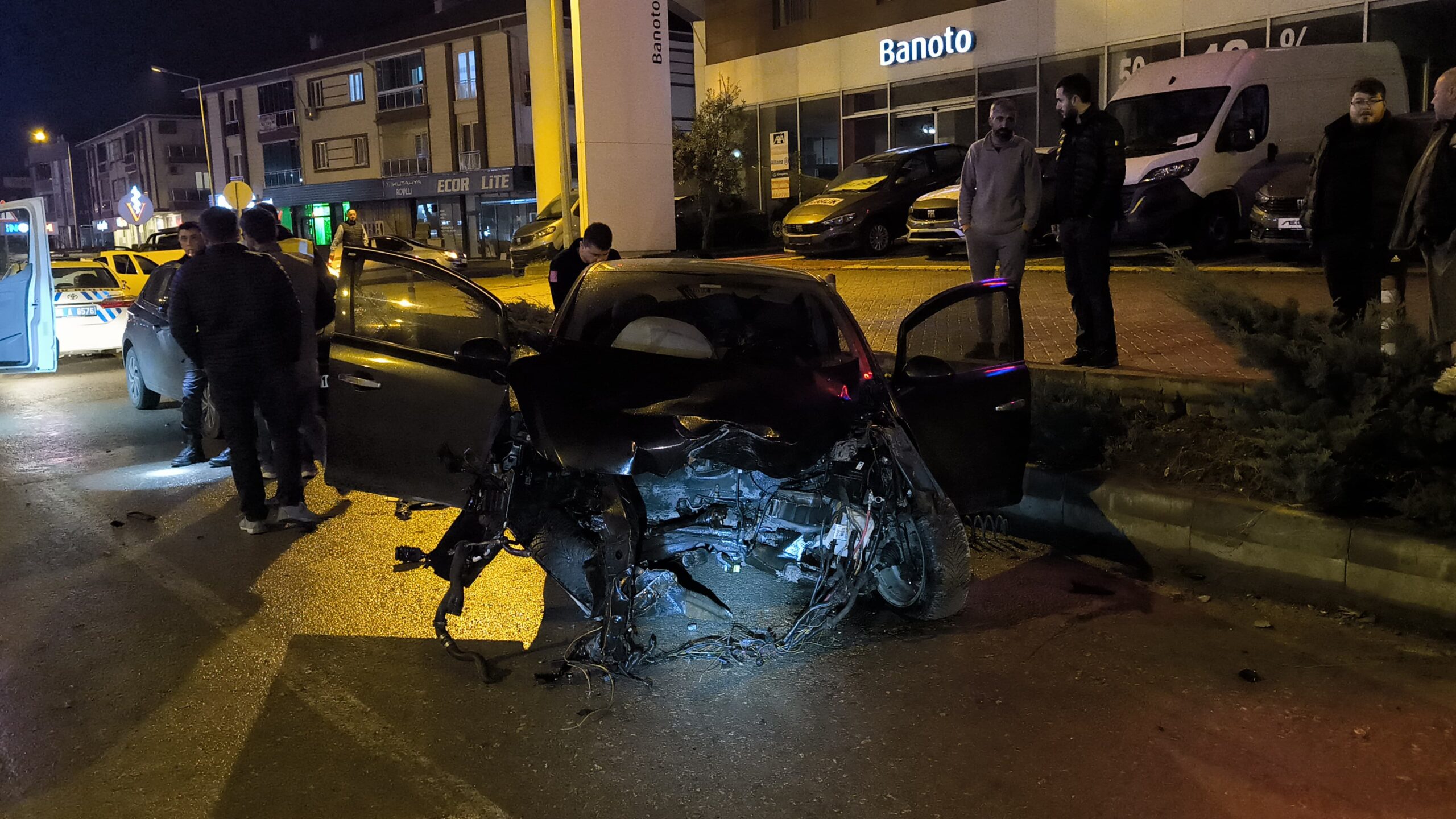 İnegöl feci kaza, motor yerinden fırladı