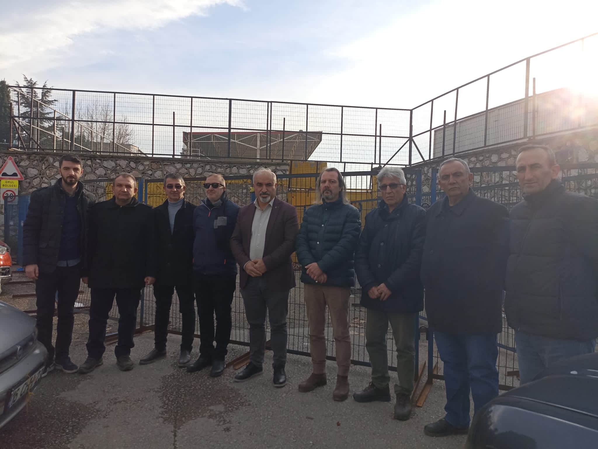 Zemci Şahin, ‘Stadyum projesi gözden geçirilsin’