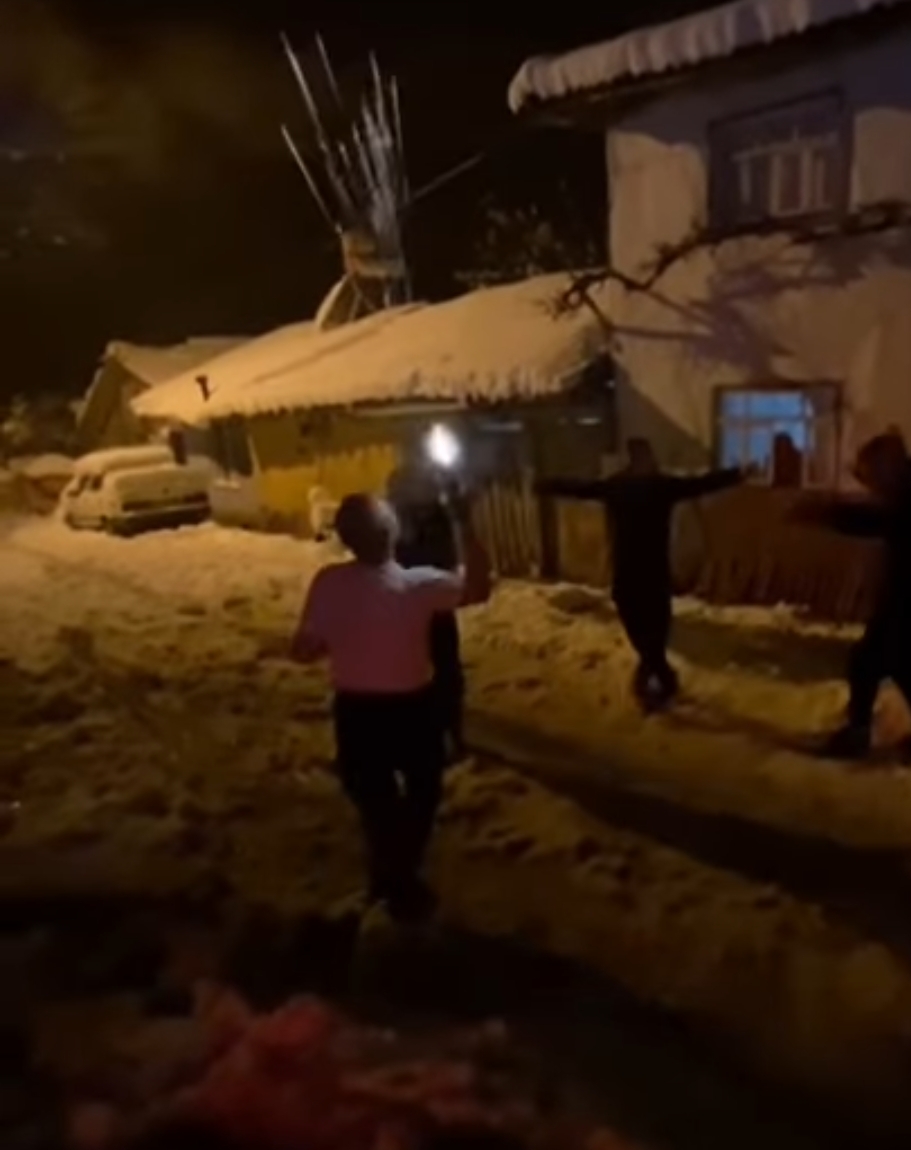 Havaya ateş açtı, eğlencenin tadı kaçtı