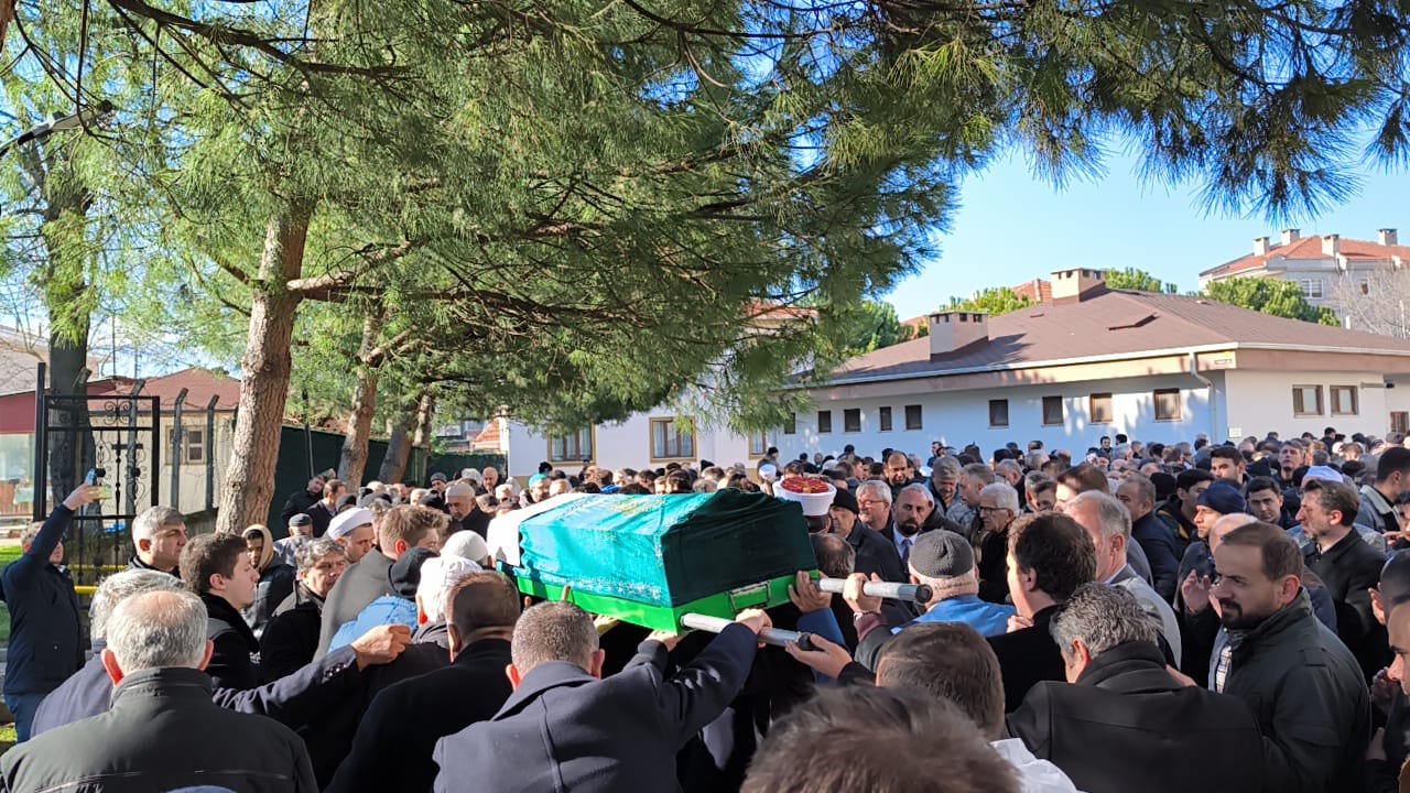 Özçetin son yolculuğuna uğurlandı