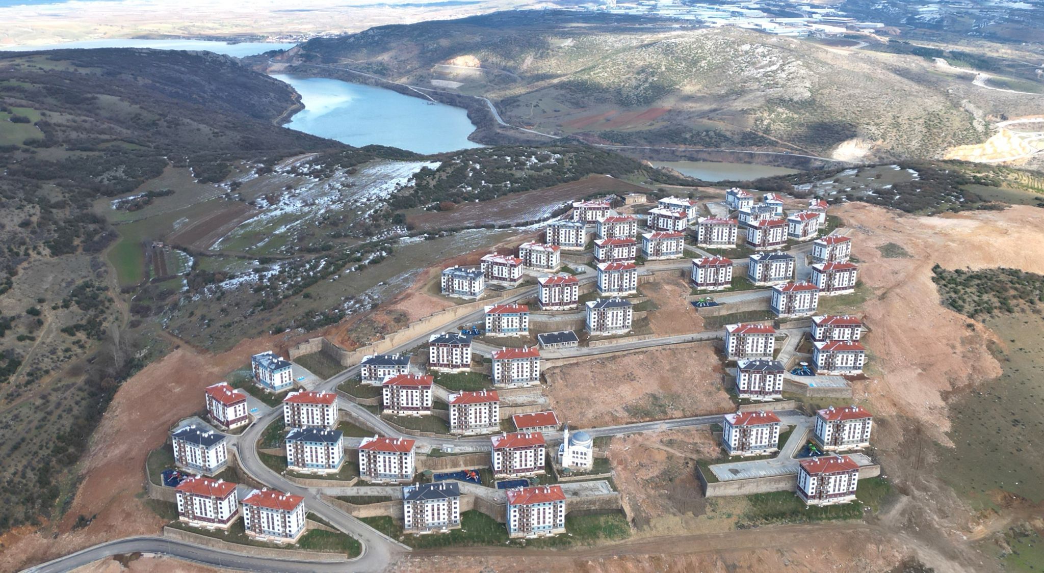 TOKİ 3. Etap ilk konutları teslim edildi