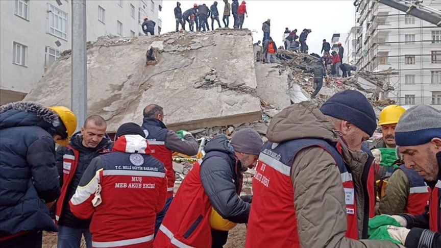Öğretmenlerden oluşan MEB AKUB arama kurtarma ekibi sayısı 10 bine çıkartılacak