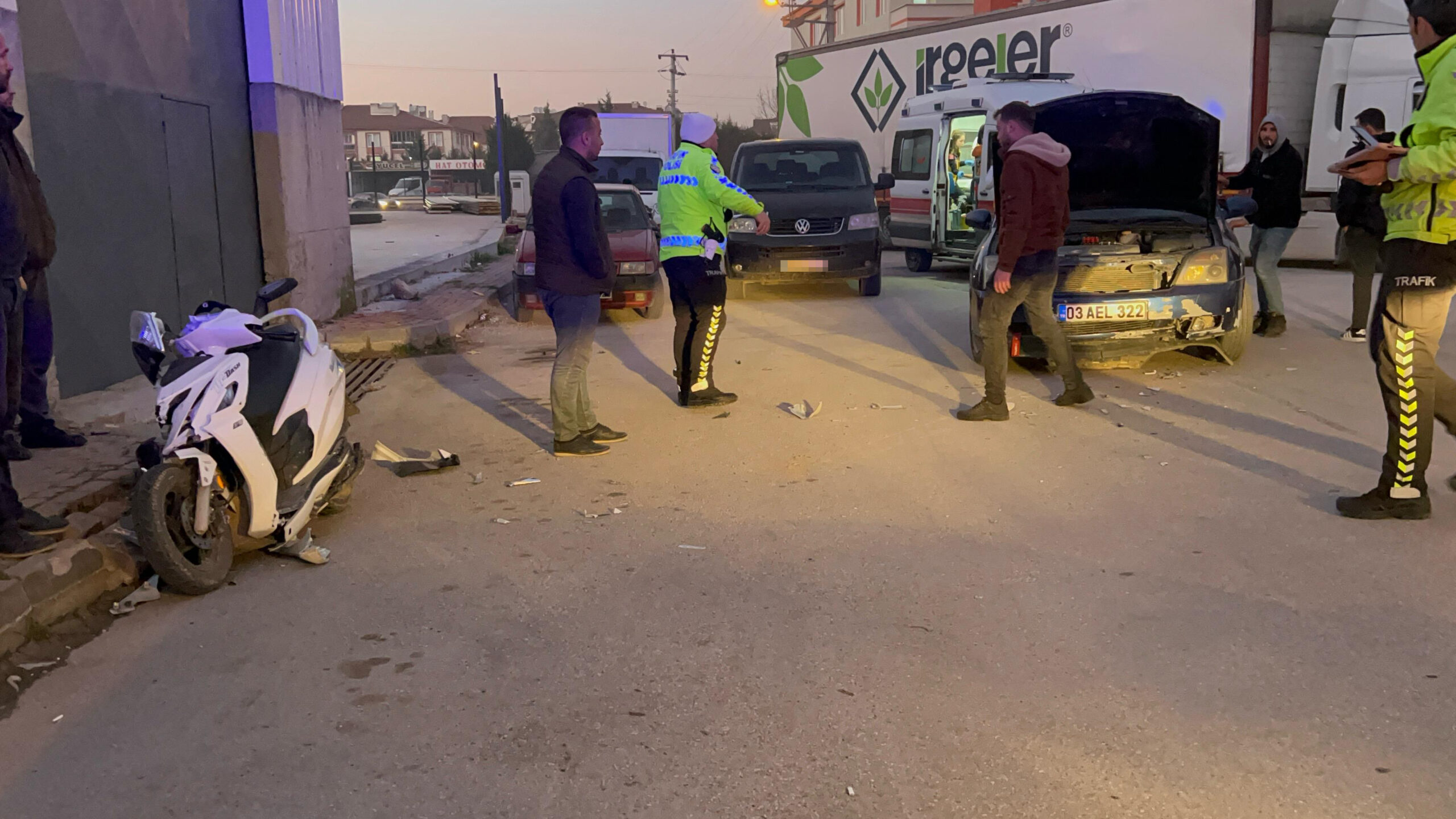 Motosiklet sürücüsü kazada yaralandı