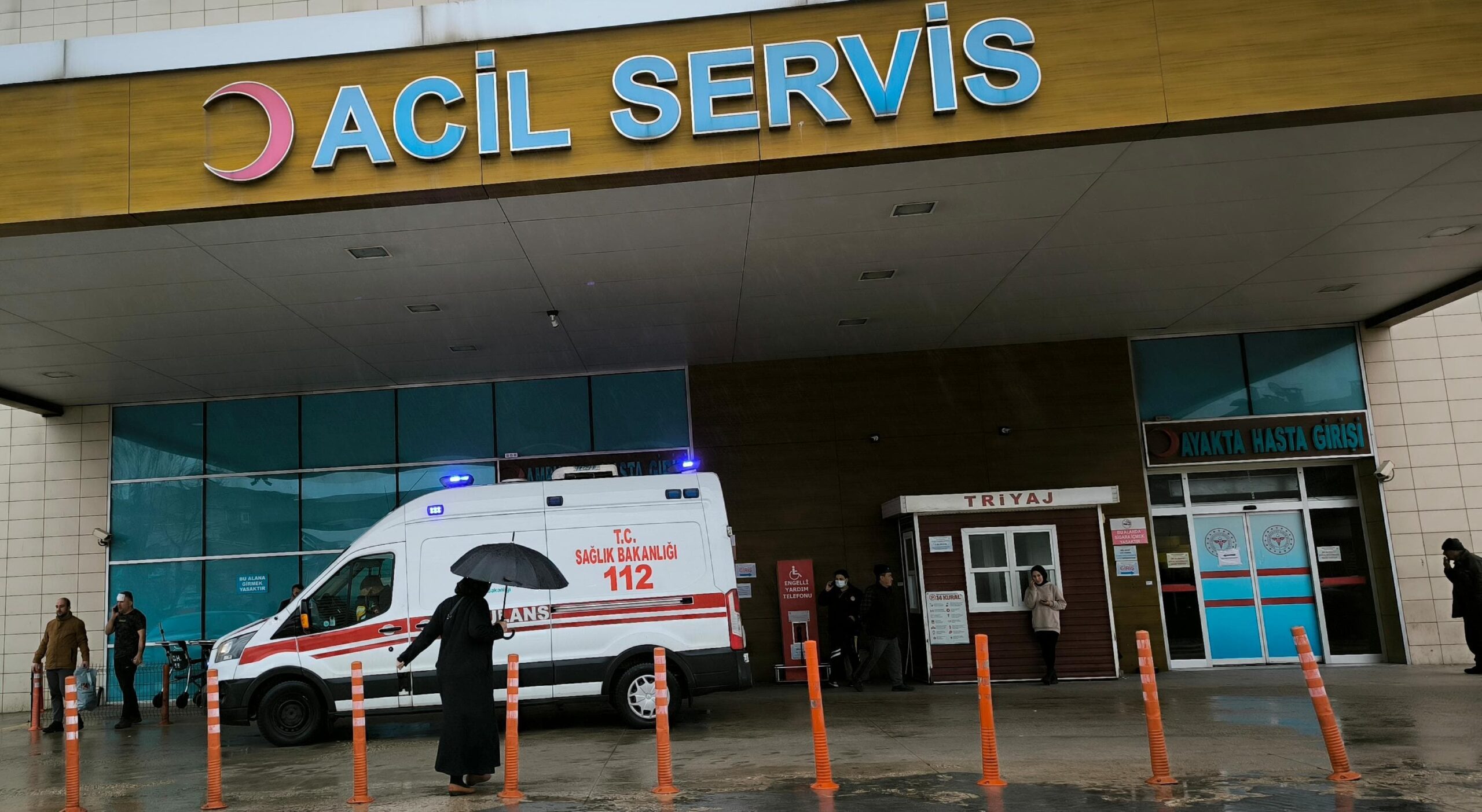 Bir doktor ilgilenmedi, diğeri yalan söyleyip şikâyetçi oldu