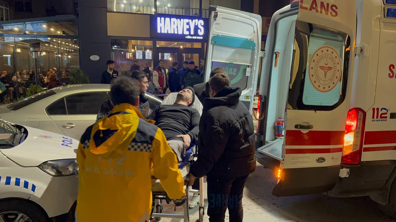 İki grup arasındaki kavgada 1 kişi bıçakla yaralandı