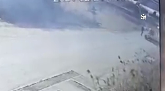 Tartıştığı kişiye kamyonetle çarptı