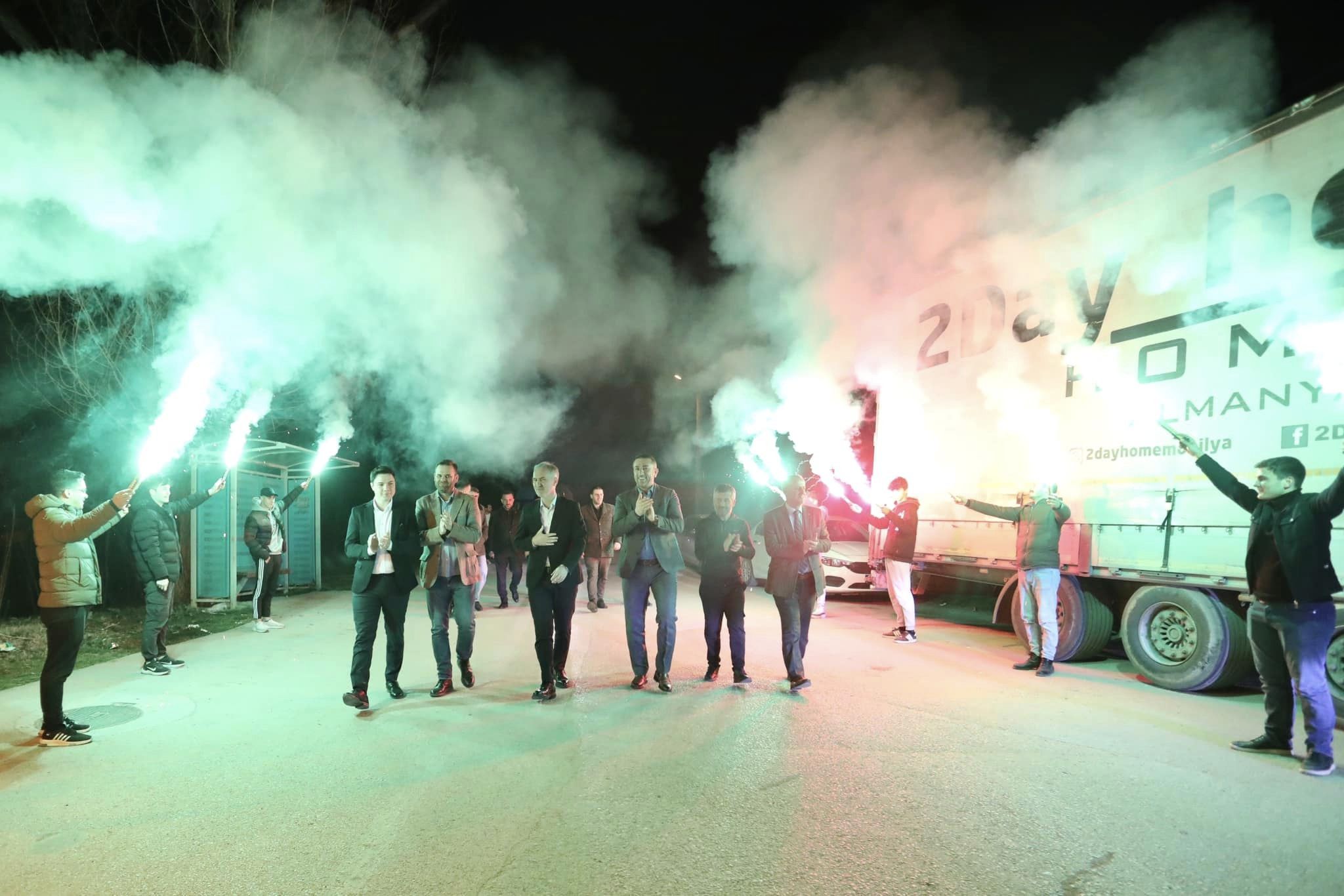 Taban, meşalelerle karşılandı