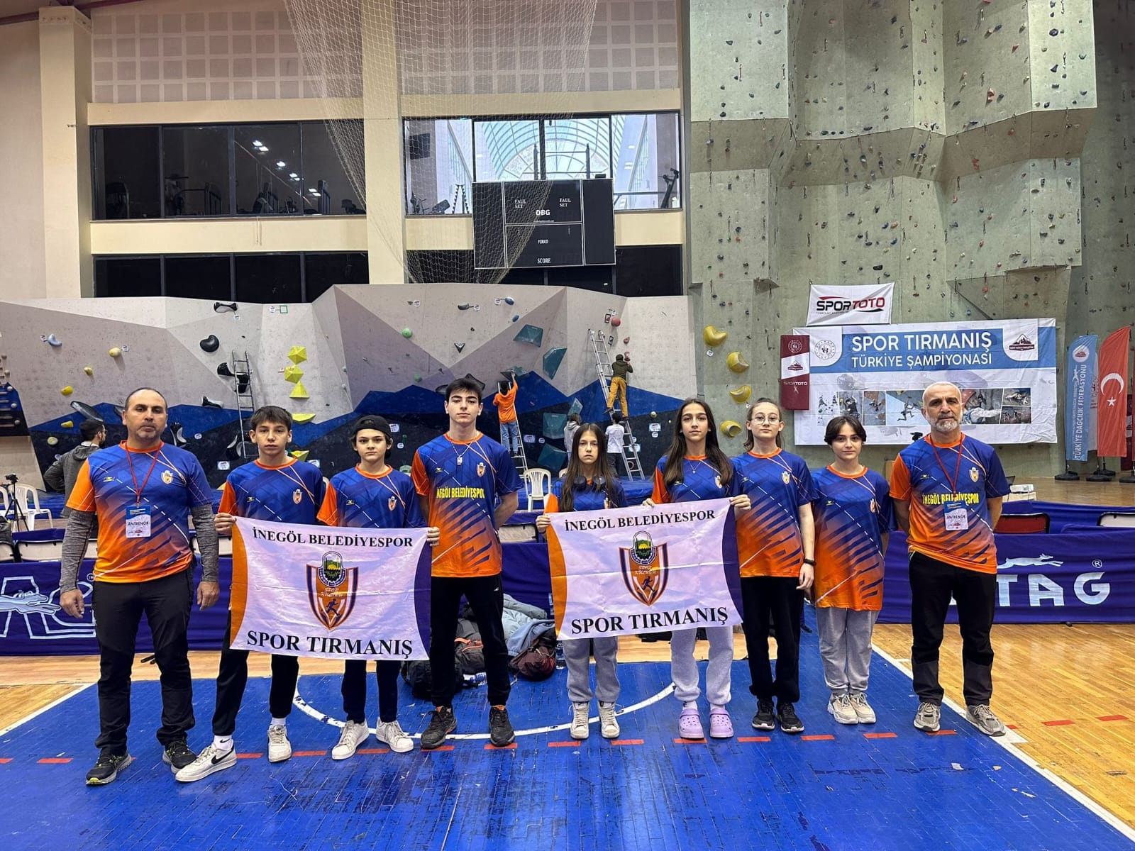 SPOR TIRMANIŞTA KÜÇÜK SPORCULAR İNEGÖL’Ü GURURLANDIRDI